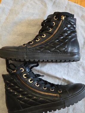 HAN COLE Women's Leather Black Quilted High-Top Sneakers